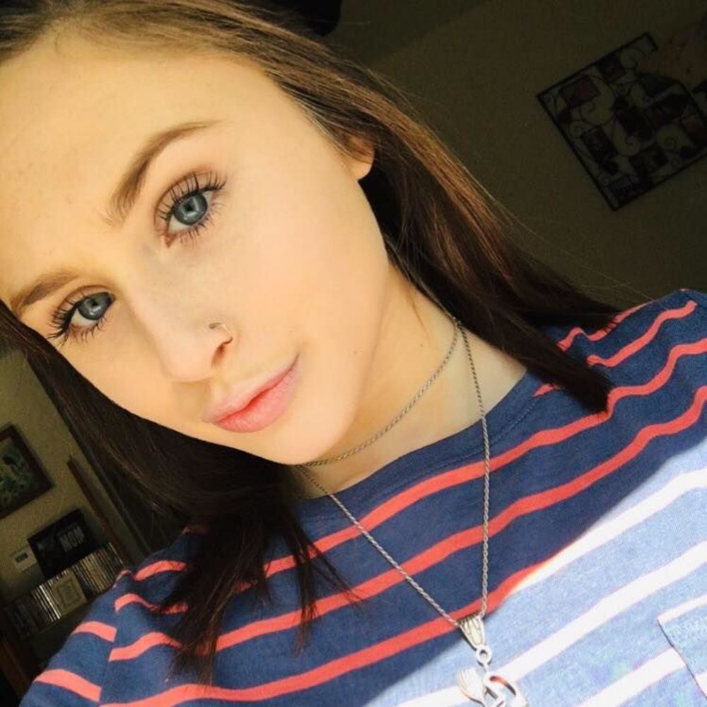 Meet your Posher, Zahra